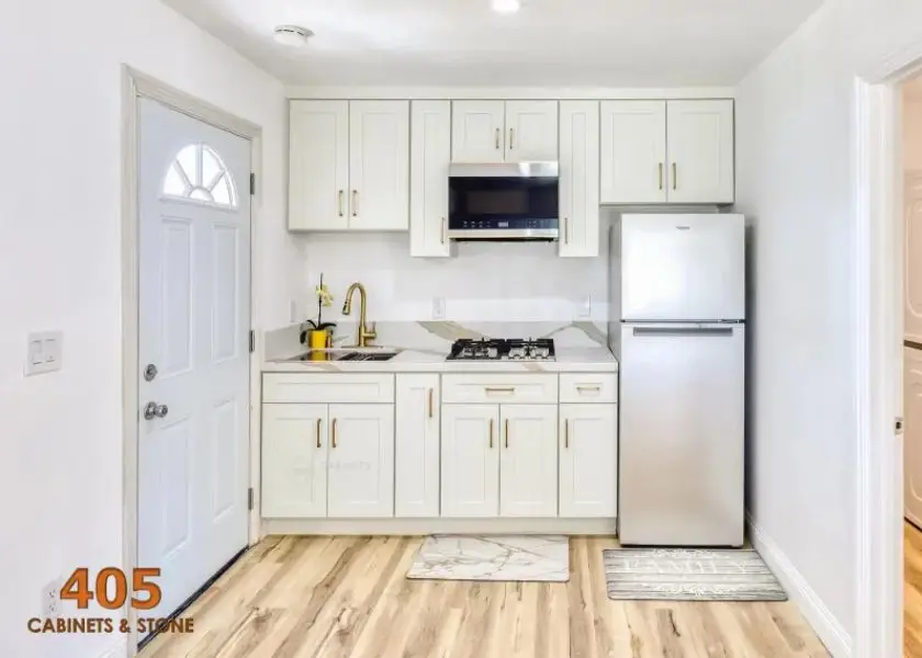 Gunakan Layout Satu Garis atau L-Shape di Dapur Minimalis